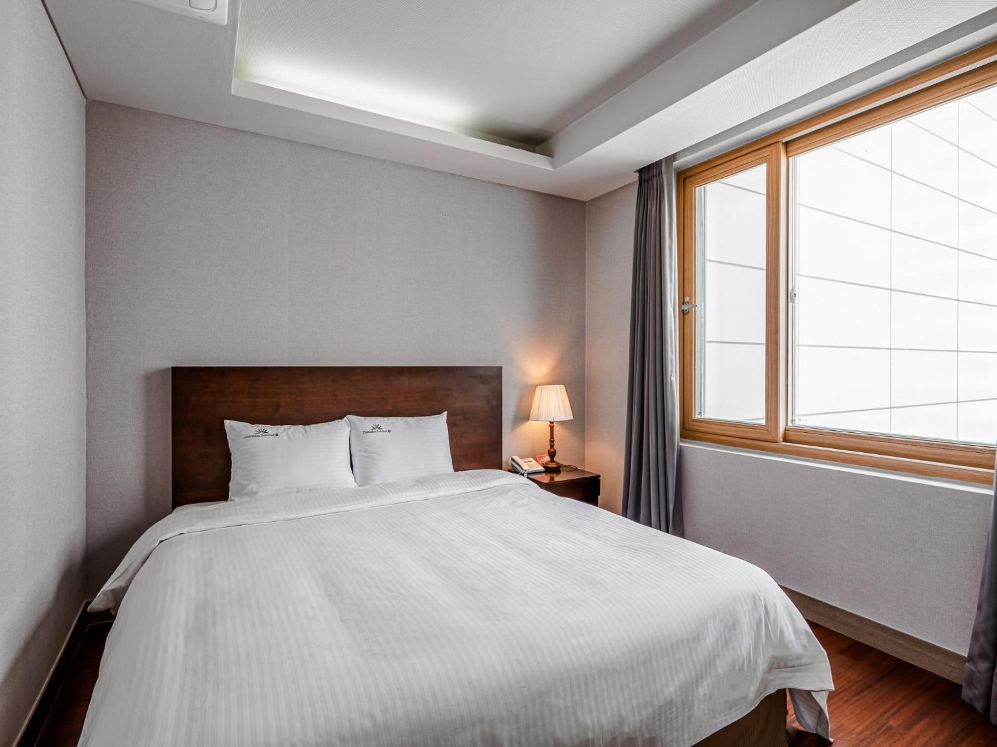 Haeundae Seacloud Hotel Residence Busan Esterno foto