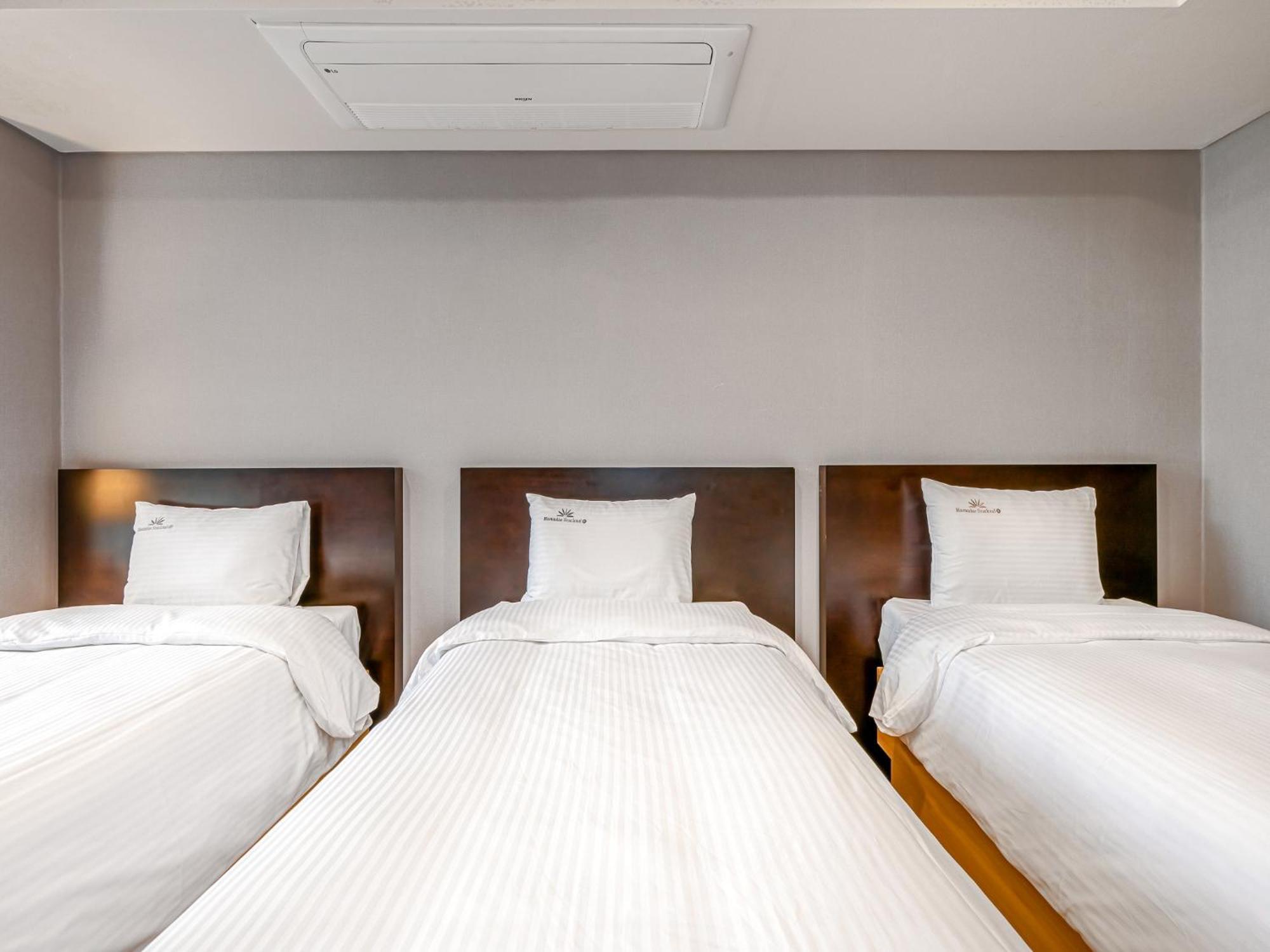 Haeundae Seacloud Hotel Residence Busan Esterno foto