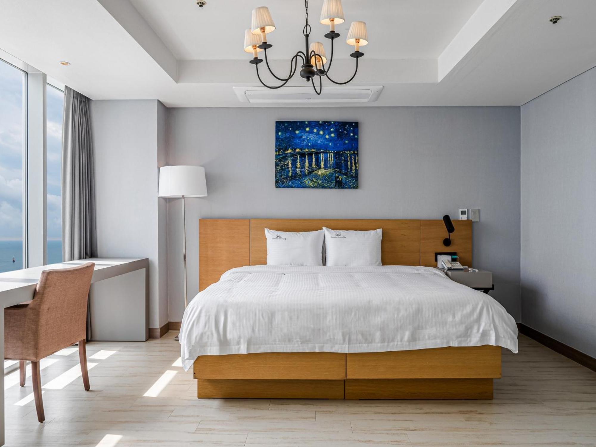 Haeundae Seacloud Hotel Residence Busan Esterno foto