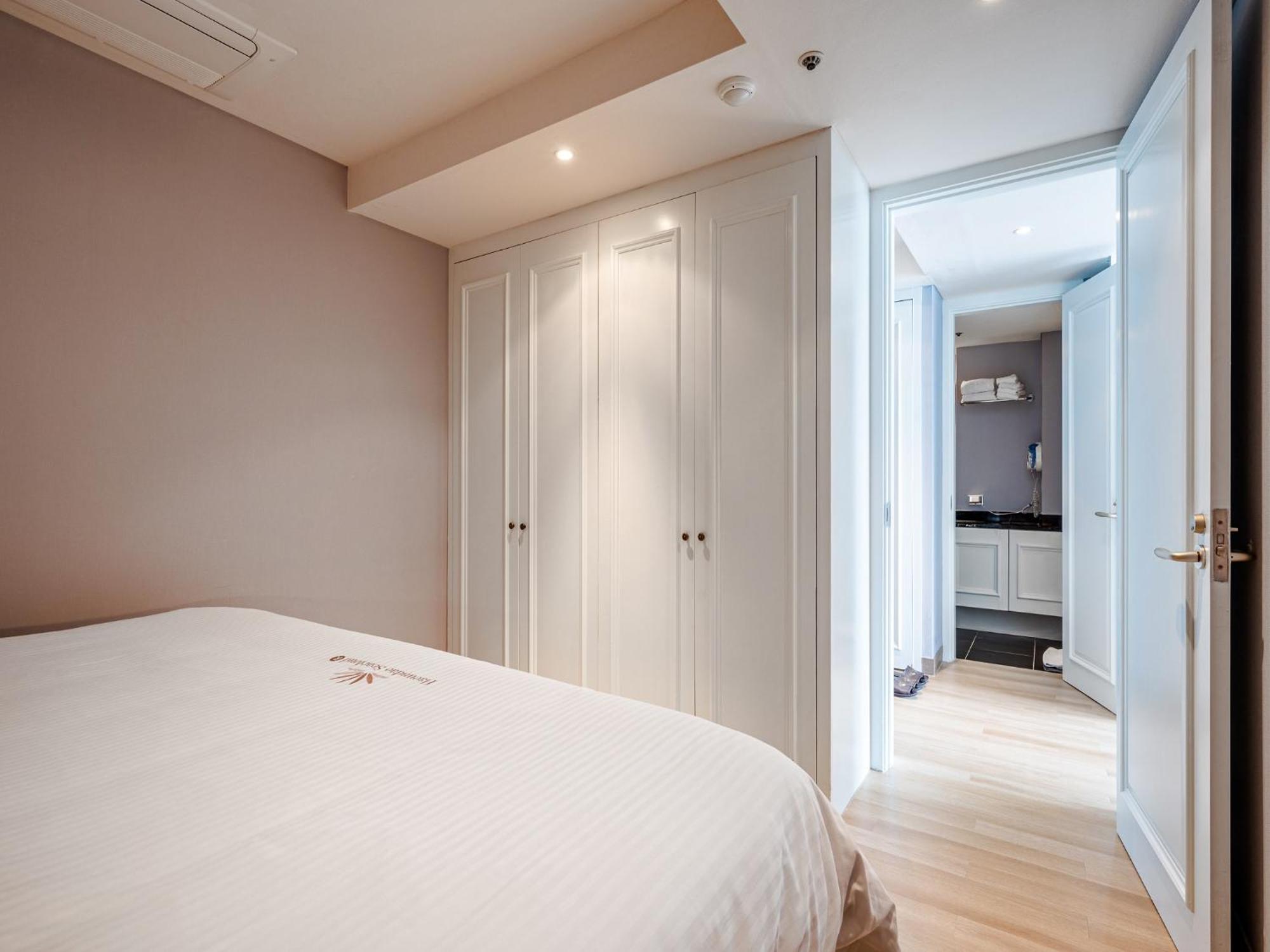 Haeundae Seacloud Hotel Residence Busan Esterno foto